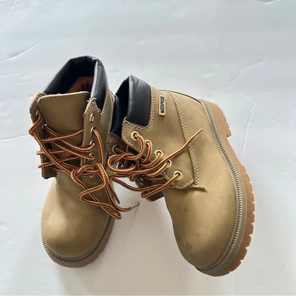 SmartFit Kids Tan Waterproof Work Boots – Lace-Up, Skid Resistant, Size 11